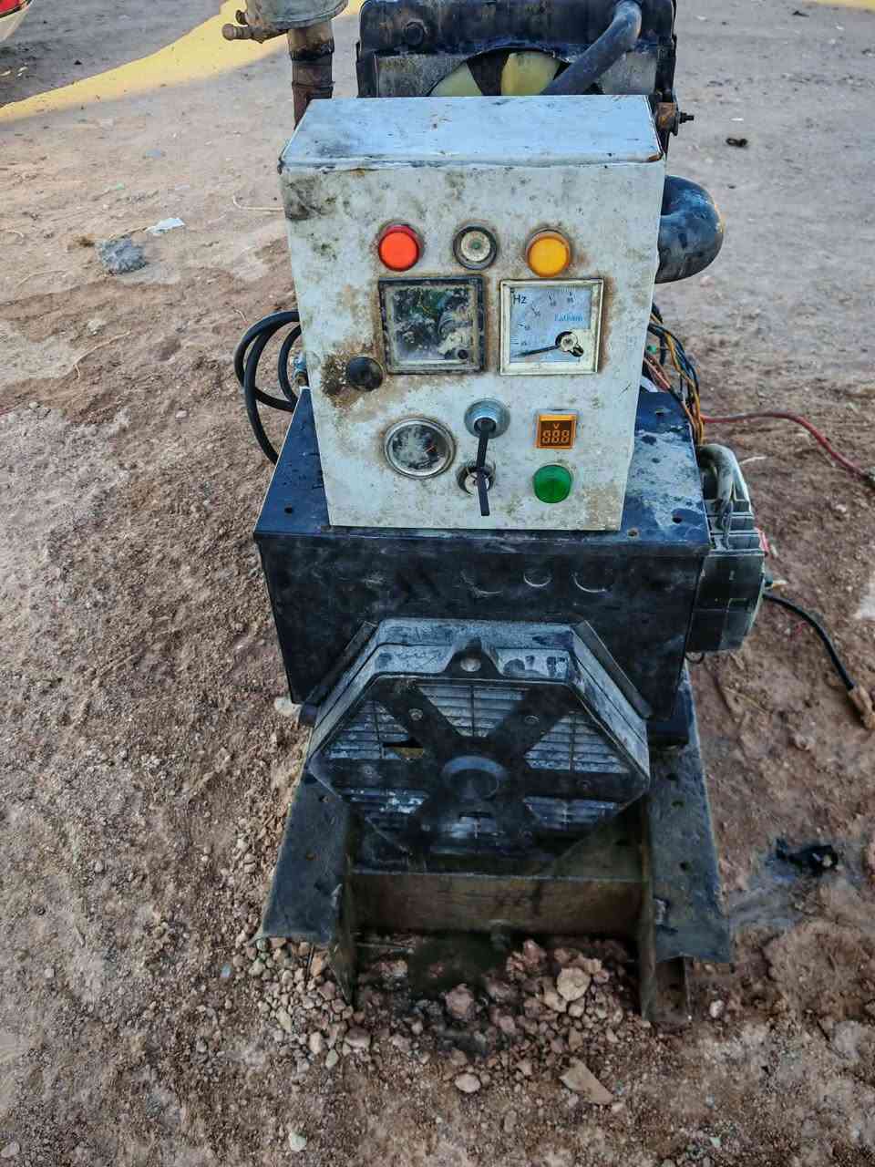 للبيع
لستر بتر انكليزي 
اقتصادي في صرف الكاز
السعر 11 ورقة وبيها مجال 
رقم الهاتف ***********
