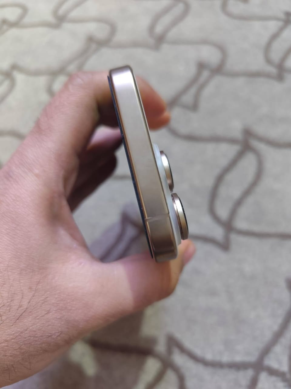 السلام عليكم
آيفون 16pro
الجهاز ذاكرة 256 
البطارية 100
مشحون130 مرة بس
الجهاز شرق أوسط 
ضمان  ماستر 
بي هذا الخط اللي بالشاشة وكع على الشاشة وصار بي هيج
للاستفسار ***********
او المراسلة خاص 
بيع فقط
