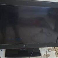 اخوان عندي ذني شاشات وحده فول سمارت ٣٢ نت يوتيوب سوق بلي فول تخبل دقه ...