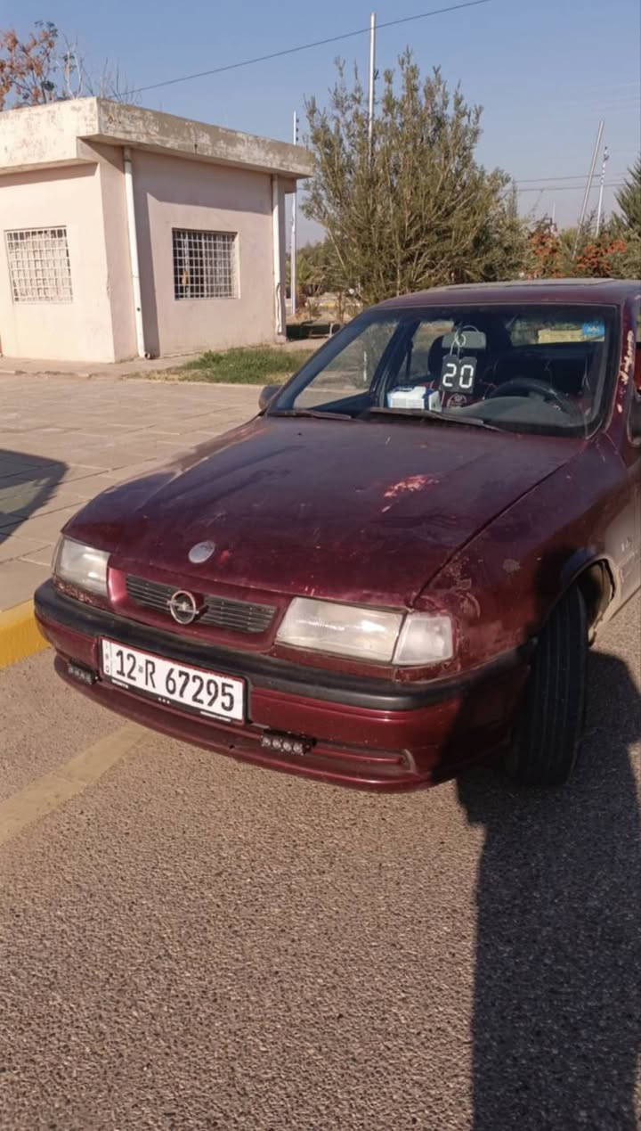 السلام عليكم...
اوبل فكترا 
موديل 1991
حجم/1600👉
سنويه ورقم جدد رقم انكليزي
كابون بانزين
محرك شرط
شوشه بس شرط ما تنزل نقطه ماي
وايرمنيا كلها شرط شغاله
طخم جديد طستها حيل حلوه 
بدون ضرر 
سستم سماعات جديد 🖤👉
كشنات على وضع البلاد نضيفات داخلها حيل حلو ❤
السياره بيها تقحيل مبين بل صور دواير ودوسات ما بيهم  خيسان 
المكان تلكيف 
السعر 38 وبيها مجال 
الرقم ***********
