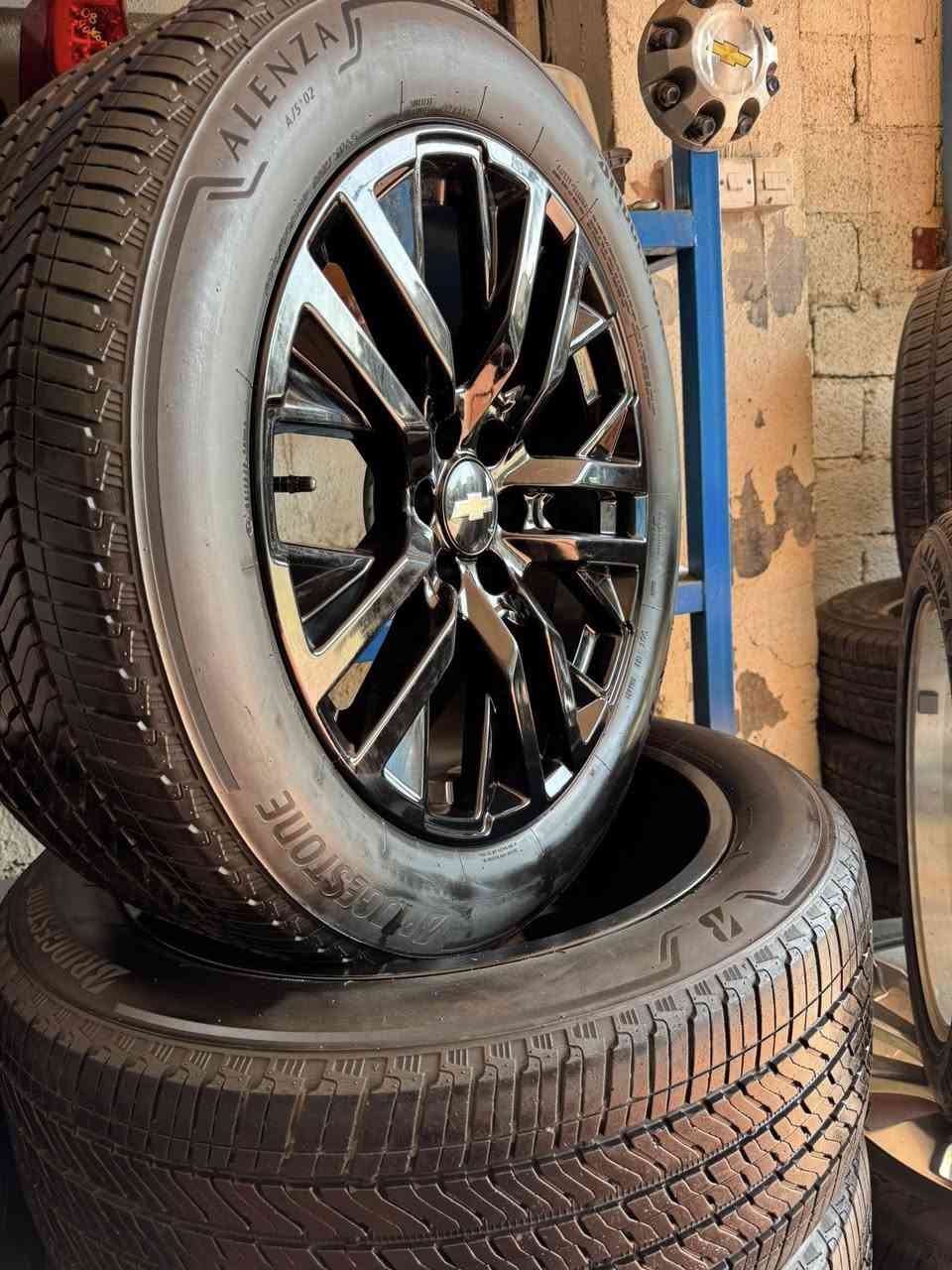 سلام عليكم شباب طخم ويل كب اصلي زيرو حجم 22 مديل 25 موجود في محل عقيل المرياني العنوان بغداد كسره وعطش (***********)
