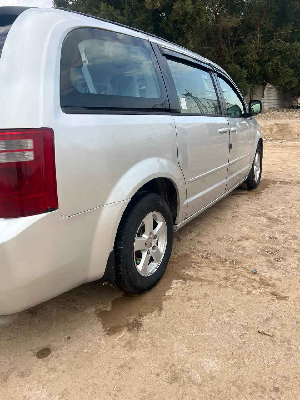 السلام عليكم دوج كرفان امريكي موديل 2008سياره مصبوغه حزام مكينه 3300  رقم3 0771096012


**إذا كنت صاحب هذا الإعلان وتريد حذفه لأي سبب، رجاءا أرسل رسالة إلى الدعم الفني**