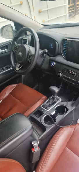 سبورتج موديل ٢٠١٧  خليجي
سيارة نظيفة جاهزة ... تخم تاير 
باتري جديد ... رقم بغداد  تبريد ثلج بنوراما  بصمة 
محرك كير جاهزت ... سيارة جدا نظيفة السعر ١٦٥
للتواصل خاص او واتس اب 
***********
