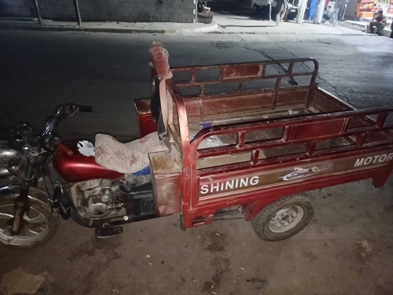 موديل 18 سعر 900 بي مجال بليته موجوده شراي تعال خاص


**إذا كنت صاحب هذا الإعلان وتريد حذفه لأي سبب، رجاءا أرسل رسالة إلى الدعم الفني**
