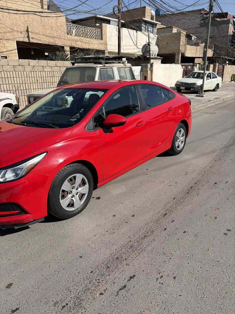 شوفرليت كروز 2018
حادثها باب وجاملع خلف الراكب
كما موضوح بالمنشور بدون دواخل
كير مكينة مكفول
سيارة باسمي
ماشية   81 الف ميل قابل للزيادة
تشغيل عن بعد
شاشة اعطال
شاشة ابل كار بلي وكامرة خلفية دوارة
مثبت سرعة كروز
السعر ٩٧ وبيها مجال
مكان الدورة
للتواصل وتساب
***********
