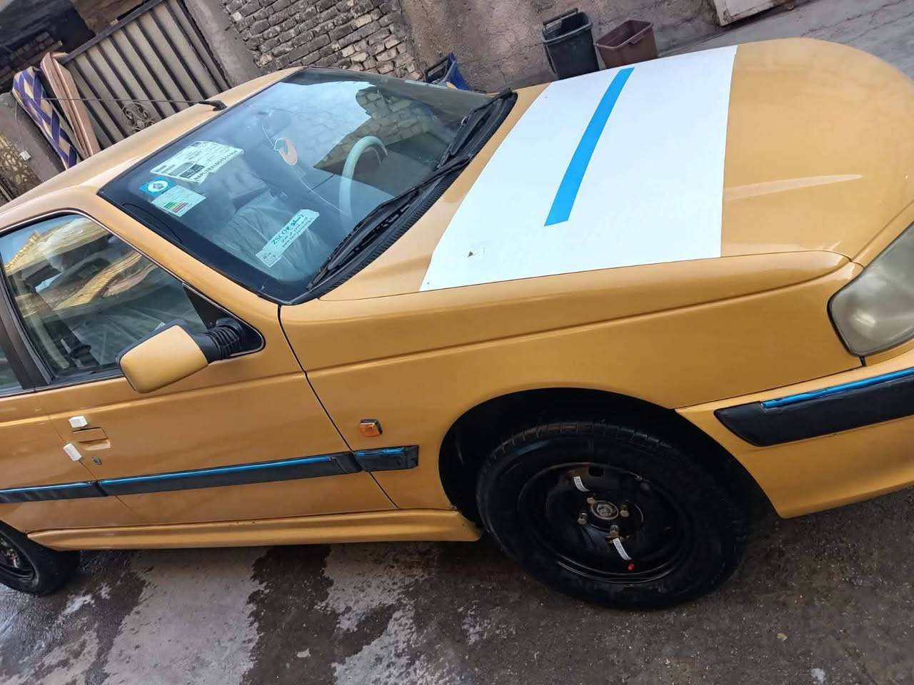 السلام عليكم ورحمه الله وبركاته شباب أقره المنشور الخير بيجو بارس مديل 15كفاله عامه من ضربه ولا تبديل ولا صبغ هاي صورها كدامك شراي اتصل علا رقم صاحب السياره مكان السياره بغداد العبيدي السعر 56اوبيها مجال الشراي جاهزه من كلشي  صدر امامي او خلفي جديد كهربائيات كل شغاله كاعيه جلد داخل كلش حلوه مصفره من كلشي شرط التحويل ***********هاذا رقم
