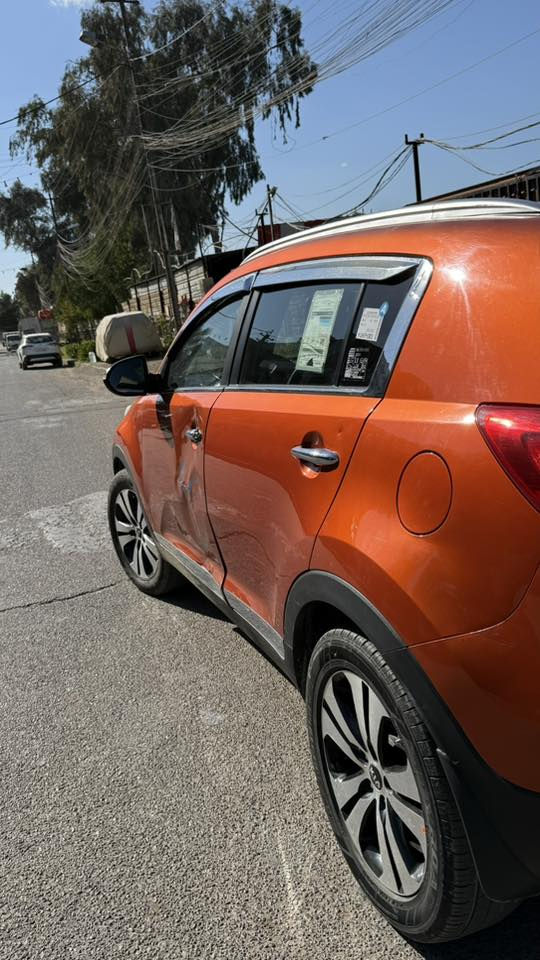 السلام عليكم
تحيه طيبه🌹
سبورتج 12 فول مواصفات
سعر $139
بنوراما
حساس خلفي
مري شفط
كرسي كهرباء للسائق
شاشه +كامره
كشنات جلد بلادي
مكفول من المحرك والكير
بيها باب السايق مصبوغ وبالجديد هم نفس الباب بيها طعجة موضح بالصوره وبيها ملاحظات بسيطه
•..
الاستفسار ***********
