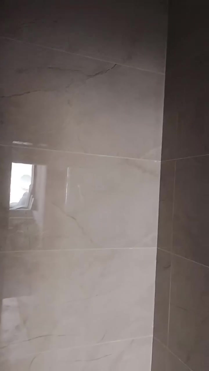 السلام عليكم خلفا لجميع انواع السيراميك والبورسلين والكاشى متفرغ ***********
