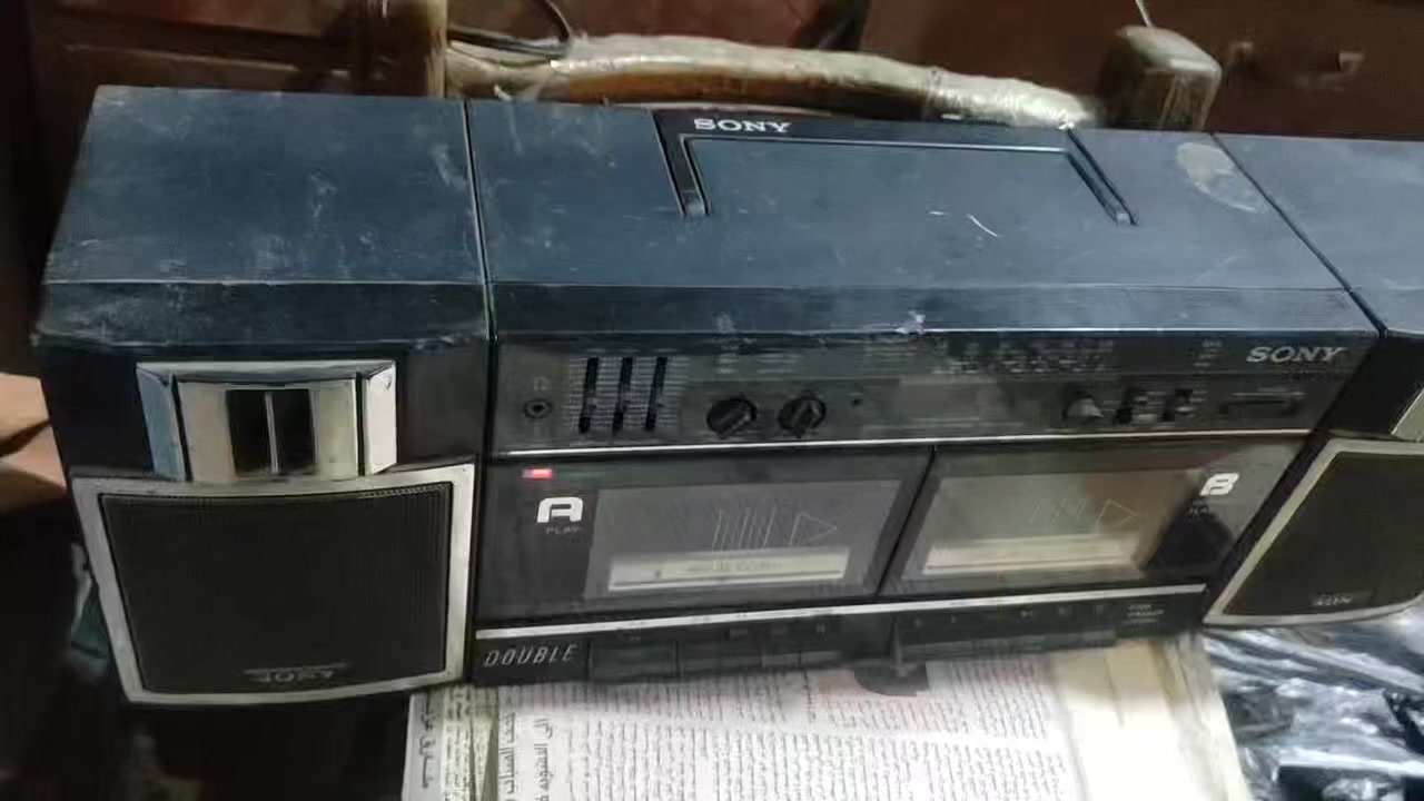 مسجل راديو سوني  التفاصيل داخل المقطع
السعر  25 الف  للتواصل ***********
