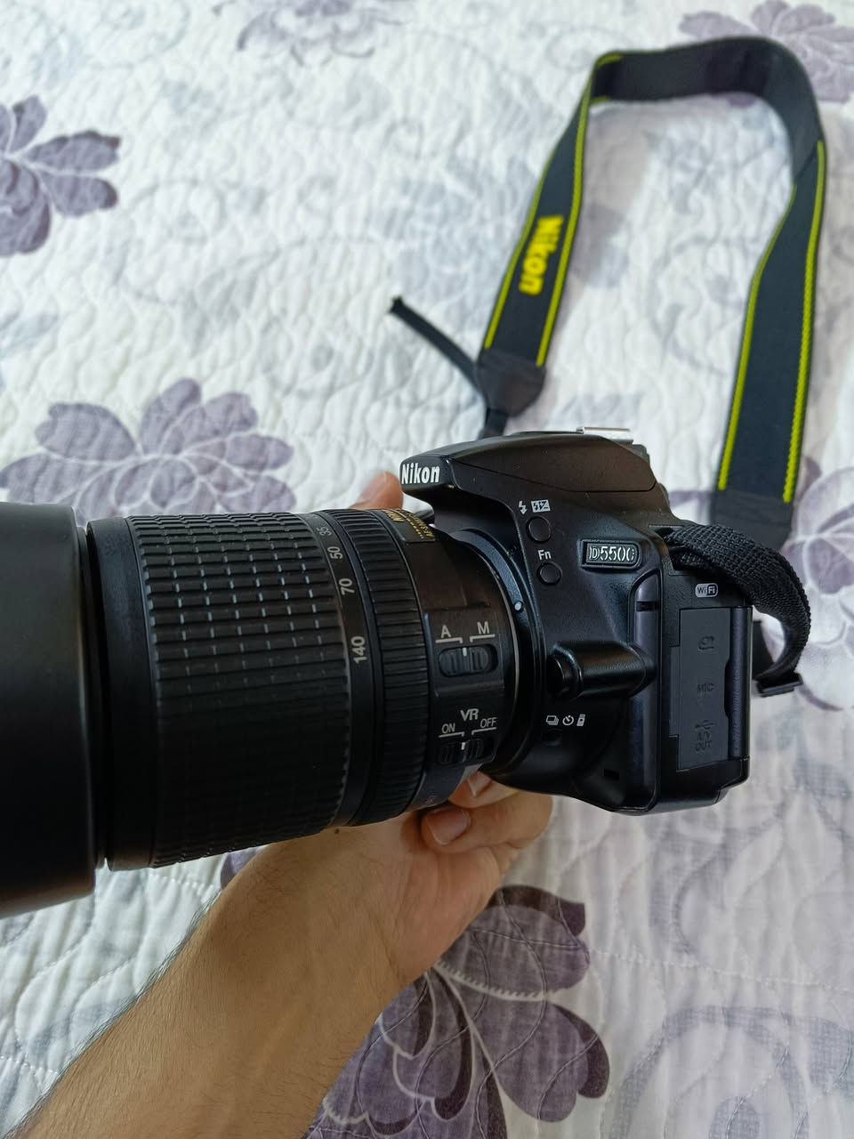 السلام عليكم🌹 .. متوفر كامرة nikon d5500 نظيفة جدا شبه جديدة استخدام شخصي خفيف جدا مع عدسة 18-140mm مع رام 32 جيجا هدية مع الهود والستراب والحقيبة
السلام عليكم🌹 .. متوفر كامرة nikon d5500 نظيفة جدا شبه جديدة استخدام شخصي خفيف جدا مع عدسة 18-140mm مع رام 32 جيجا هدية مع الهود والستراب والحقيبة
شغالة 100٪ ✅ 
شاشة لمس قلابة
المستشعر: APS-C (DX) CMOS بدقة 24.2 ميغابكسل✅ 
بدون فلتر Low-Pass لحدة أعلى في التفاصيل.
المعالج: EXPEED 4✅ 
نطاق ISO: من 100 إلى 25600
نظام التركيز: 39 نقطة AF
التصوير المتتابع: 5 إطارات/ثانية
الفيديو: 1080p حتى 60fps
الشاشة: 3.2 بوصة متحركة بالكامل وبدقة 1.04 مليون نقطة
الوزن: حوالي 470 غرامًا مع البطارية والذاكرة
البطارية: EN-EL14a
عمق اللون في ملفات RAW هو 14-bit أو 12-bit (يمكن اختيار ذلك من الإعدادات)

السعر 600 الف متوفر توصيل 10 الاف✅ 
للاستفسار اكثر المراسلة على الخاص✅


**إذا كنت صاحب هذا الإعلان وتريد حذفه لأي سبب، رجاءا أرسل رسالة إلى الدعم الفني**