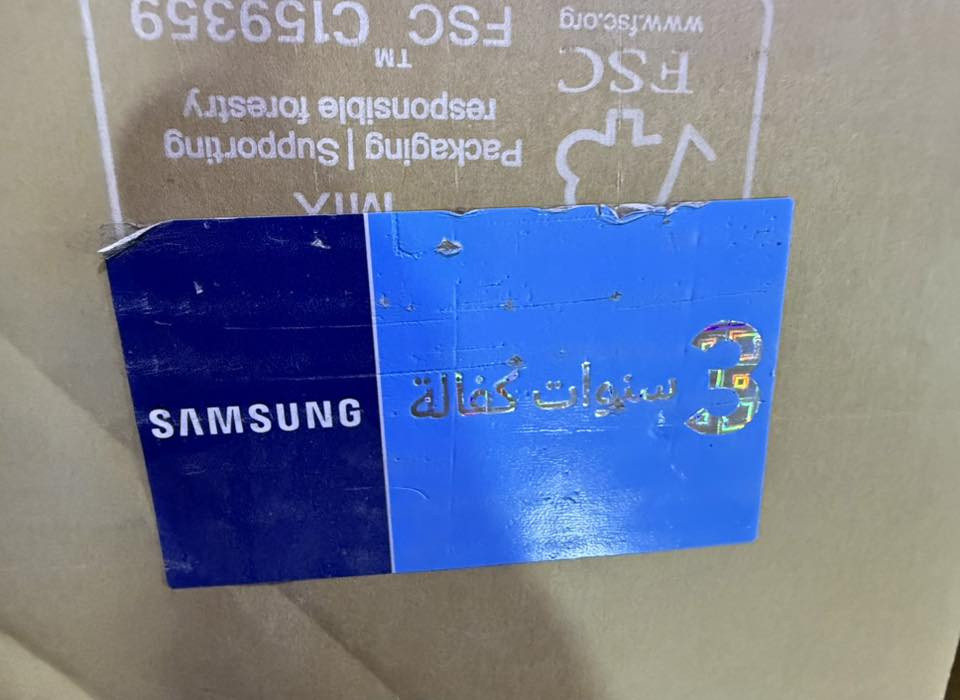 samsung odyssey G6 smart monitor 32inch 2k  240Hz 
مائلة البنل VA
نظيفة 100‎%‎ وضمانها بعده 3سنوات 
كارتونه وكل غراضها موجودة 
سعر الجديد گدامكم رايدها ب600 بيها مجال قليل 
البصرة_قضاء المدينة
***********
