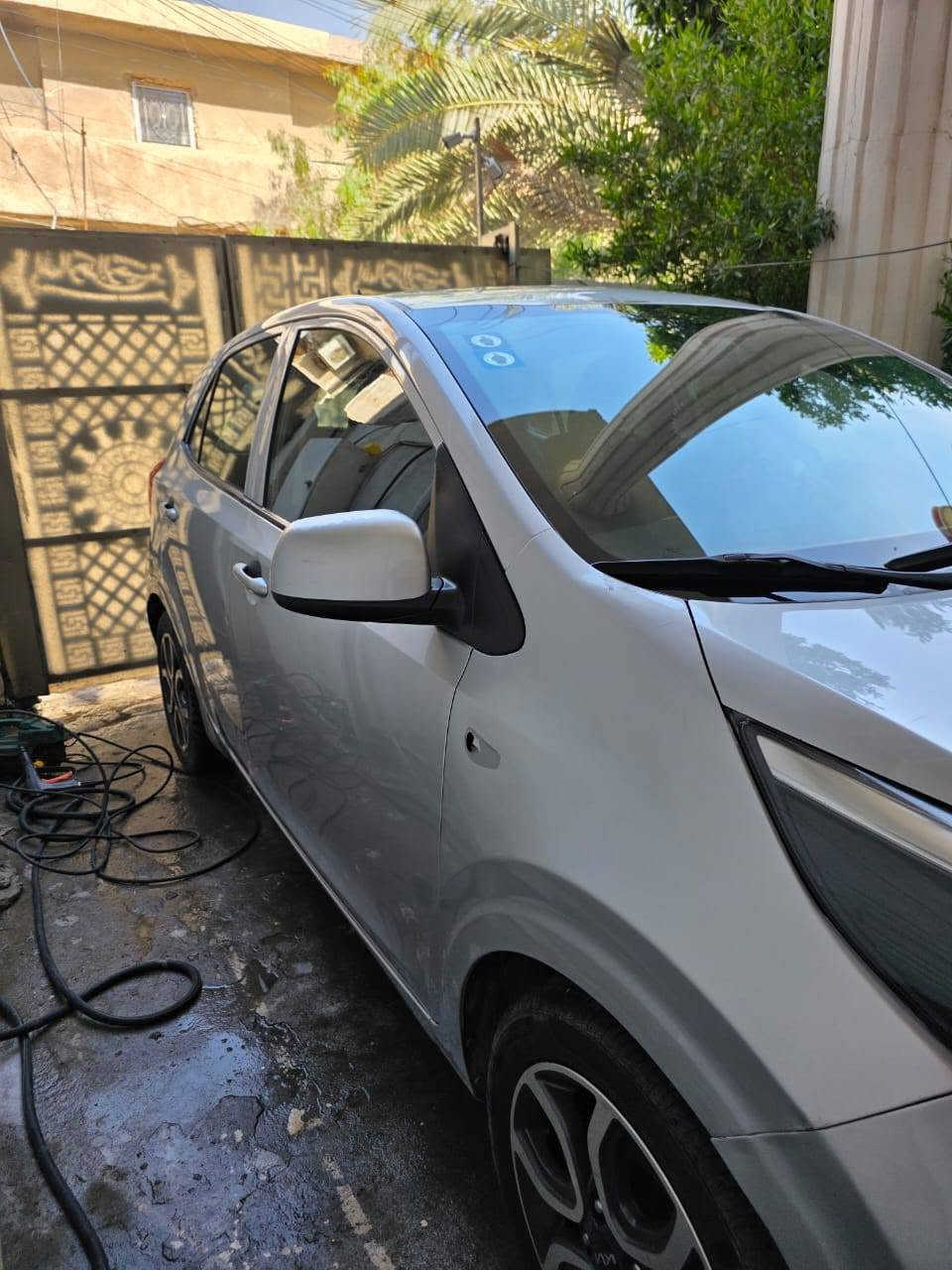 رقمها بغداد جديد سنويه جديده كلشي بيها حلو
موجود سونارين بصور السعر ب 120 وبيها مجال للجديين رجاءا
كيا بيكانتو 2023 …محرك دوش …نظيفة من ضربات بيها خدوش بسيطه وضربتها كلش بسيطه من الصدر بدون دواخل كله سليم نظيف جديد…ماشيه ٣٤ الف
للاستفسار ***********
