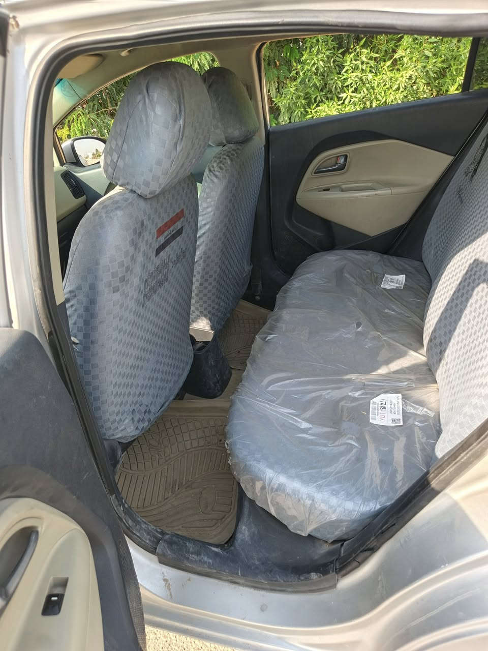 السلام عليكم
 كيا ريو 
مديل 2015 
رقم بابل الماني
 سنويه  موجوده لل2027 تنتهي 
متؤمه طبق الصل
 سعره ب45 بيه مجال قليل
 كلك  كلك مكصوصه جنطه
 اكفل عشائر اتعهد عن السرقه
 مكاني كربله طوريج بيع فقط


**إذا كنت صاحب هذا الإعلان وتريد حذفه لأي سبب، رجاءا أرسل رسالة إلى الدعم الفني**