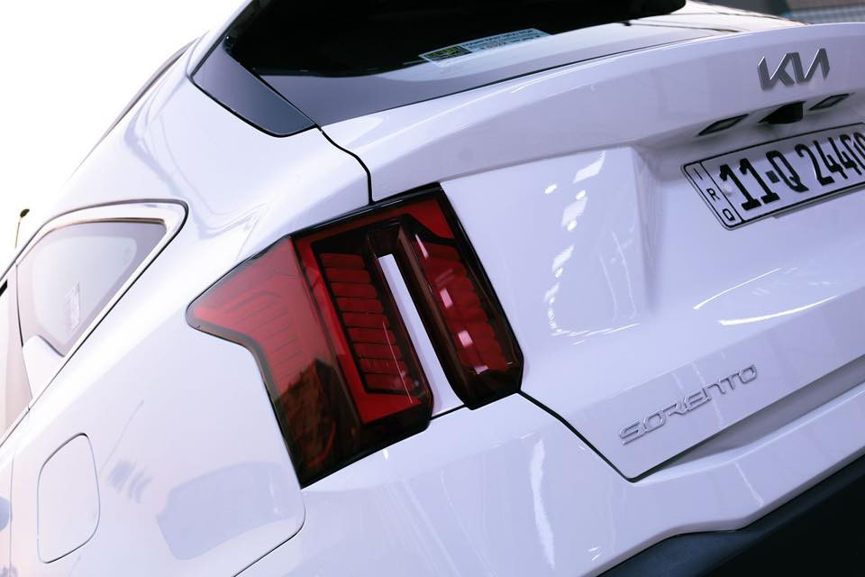 سلام عليكم سورنتو (2024 )للبيع 🈵
خليجي المواصفات السياره مغلفه PPF فل بدي عليه ضمان 5 سنوات ودرع جامه اماميه 

تشغيل عن بعد 

صندوق كهربائي 

عدسات 

ويل 19 كروم

مري شفط واشاره بلمري 

اشاير ترحيب 

كامره خلفيه 

حساسات اماميه وخلفيه

4 انضمه قياده 

مثبت سرعه 

داش كام لعرض السرعه 

شاشه متصله 

7 راكب

6 سلندر 3500

تبريد 3 قطع 

كير ماوس

ماشيه 20الف

وباقي المواصفات معروفه 

السياره بيه بارد قليل هاذ المئشر عليه بصوره فقط 

الباقي كفاله عامه المكان بغداد 

***********

السعر (305)
