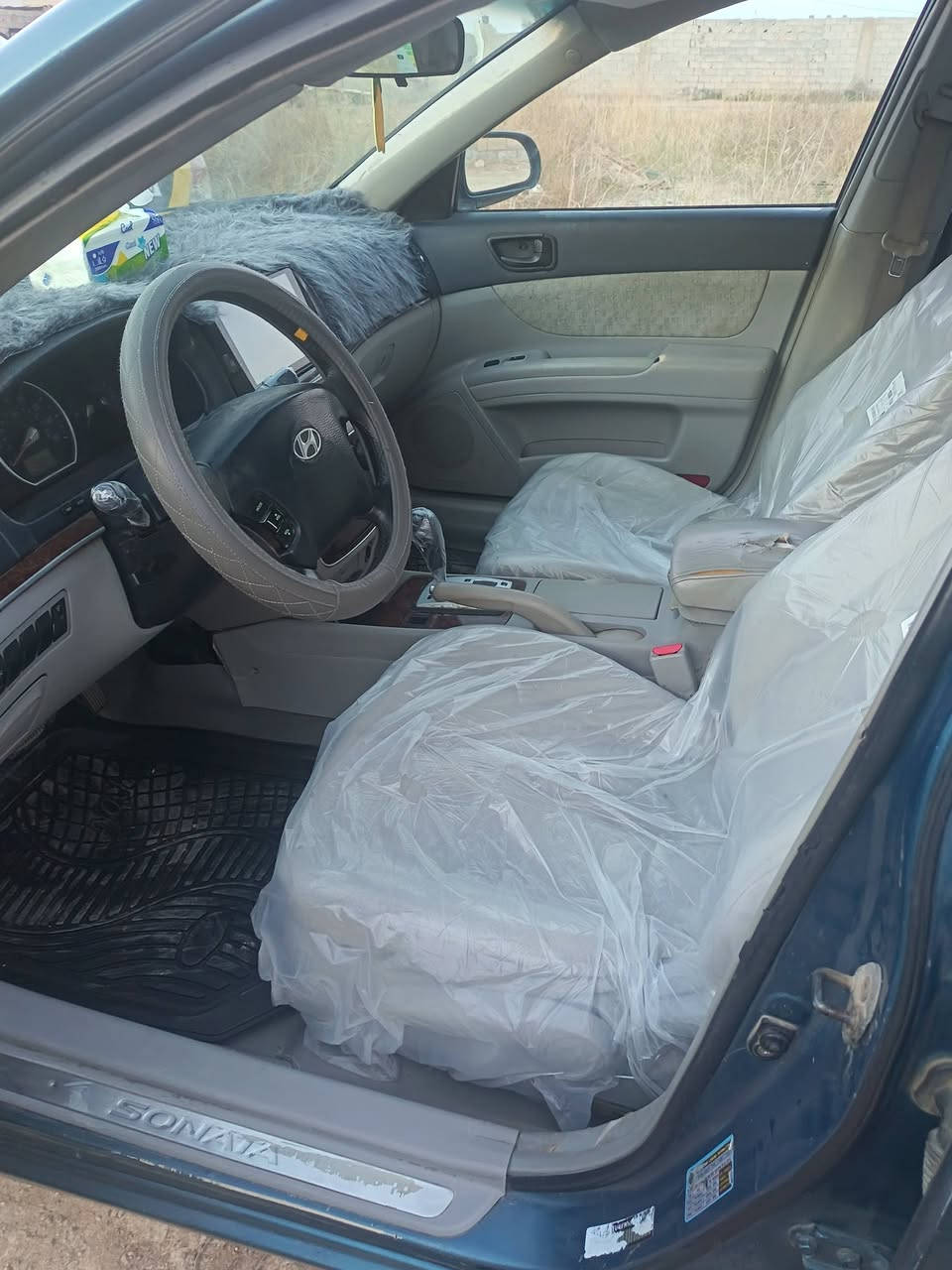 سلام عليكم سياره سوناته موديل 2007 رقم بغداد سنويه 28 شرط التحويل سياره وارد أمريكي حادث جاملوغ المامي سياره بيهه صبغ قل الحزام اني بيع حزام سياره حلوه مكينه سته سلندر بيهه بخار بدون صوت ولا رواجز كير صدر تبريد تخم تاير كله كامل مابيهه شي نقص شاشه كامره سياره مال جناي الستفسار اكثر نتصال على الرقم *********** عنوان السياره ديالئ
السعر ٨٣ وبيهه مجال الشراي
