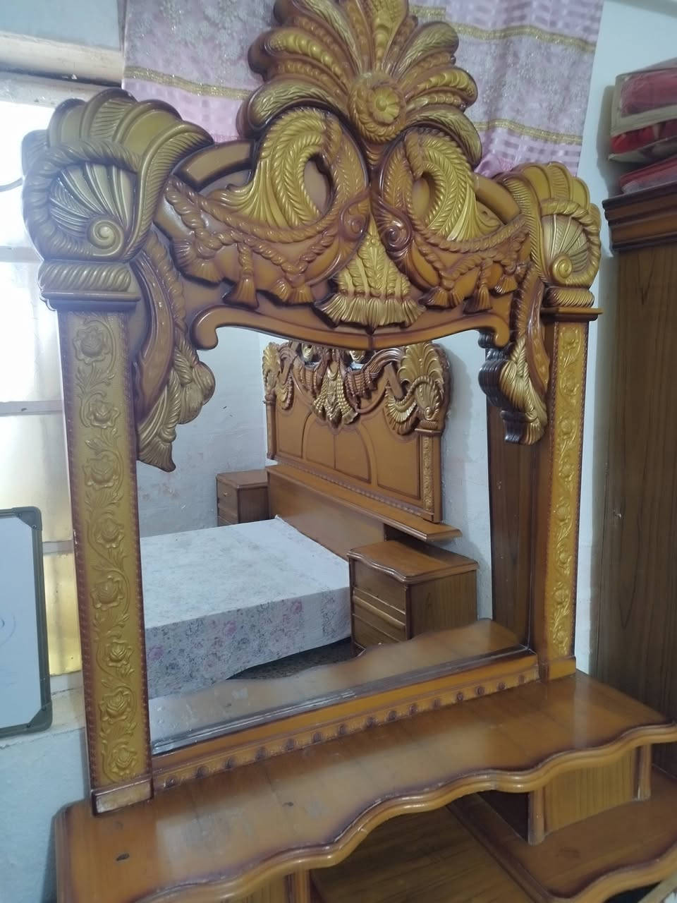 سلام عليكم
غرفه اخشاب مستعمله للبيع نظيفه جدا
جربايه نفرين
ميز مرايه
زاويه ملابس
كومدي جرار عدد 2 
350 الف وبيها مجال 
***********
