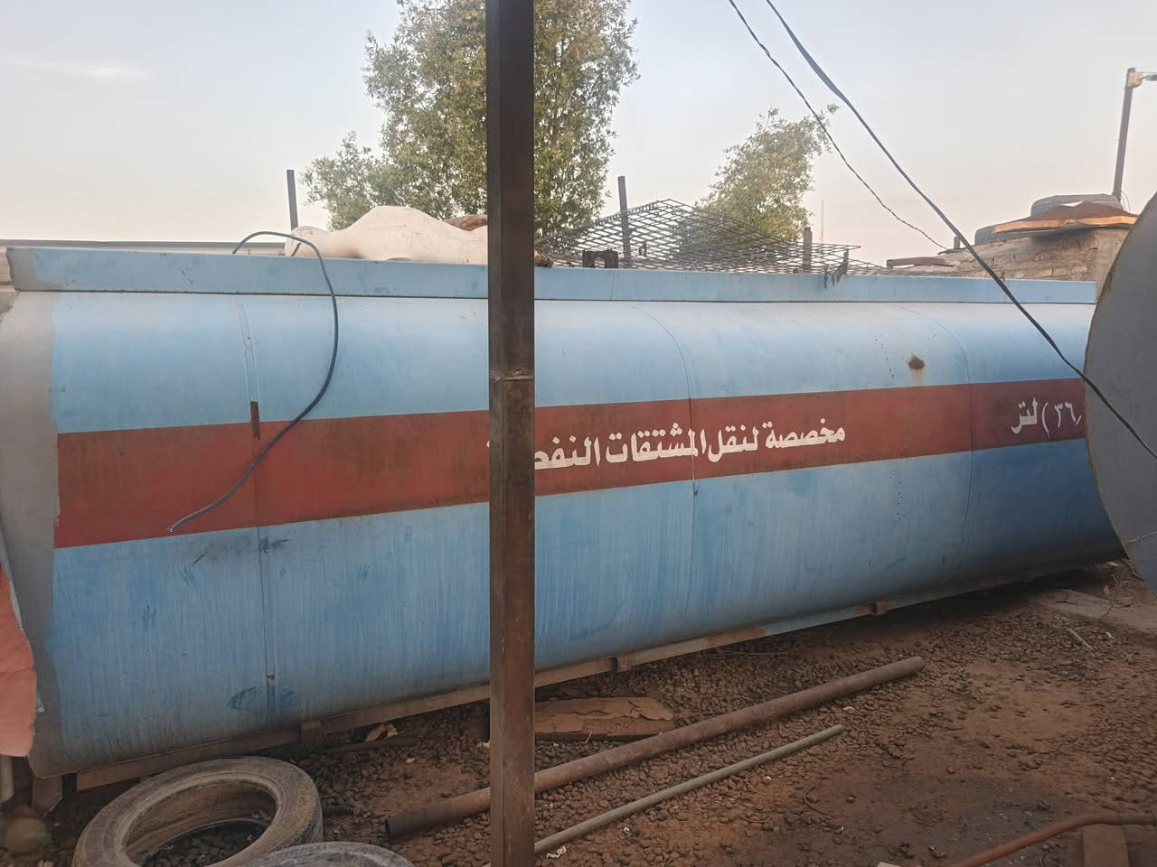سلام عليكم اخوان تانكي صهريج للبيع السعة مالته عشرين الف لتر عنوان النجف ***********
