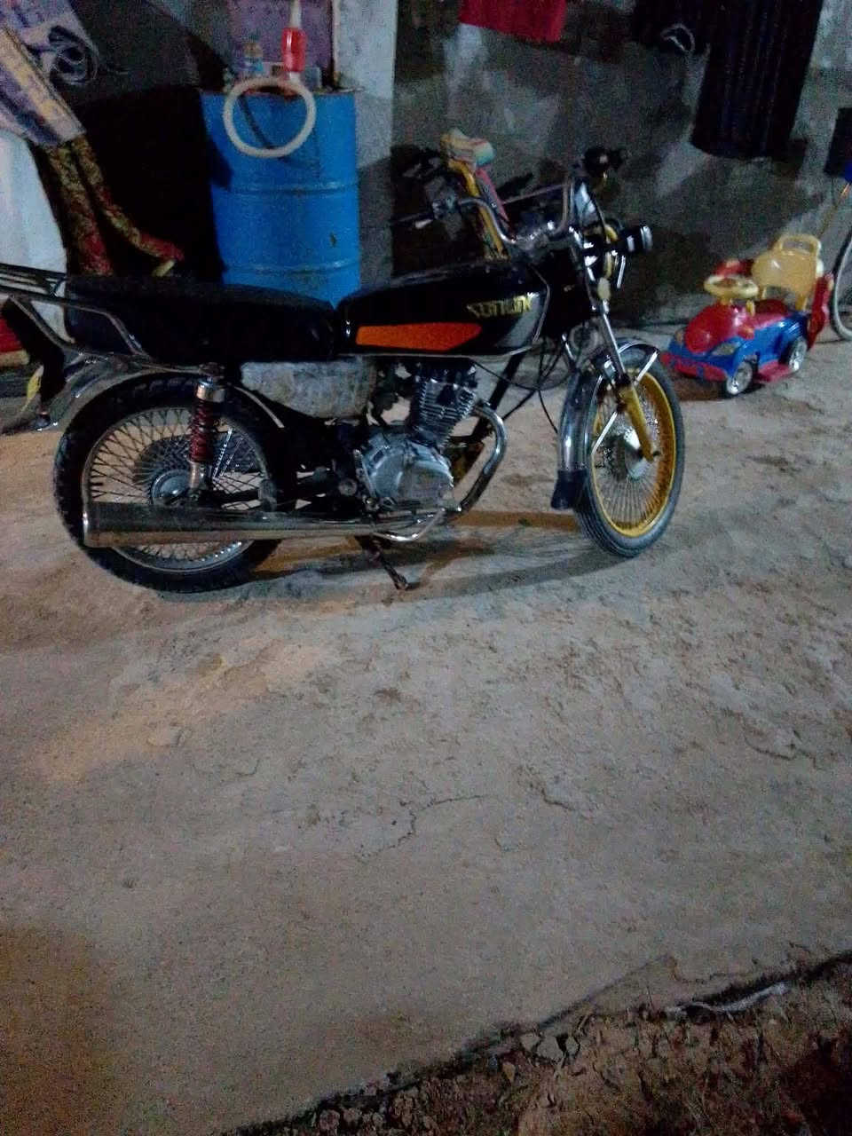 تايكر موديل 2021 مكينه خرسه فول شلعه ومعدل زوج تاير جديد كهربائيات كله شغاله دراجه خير من الله سعره 350 وبيه مجال بسيط مكاني ديالى تقاطع القدس ***********
