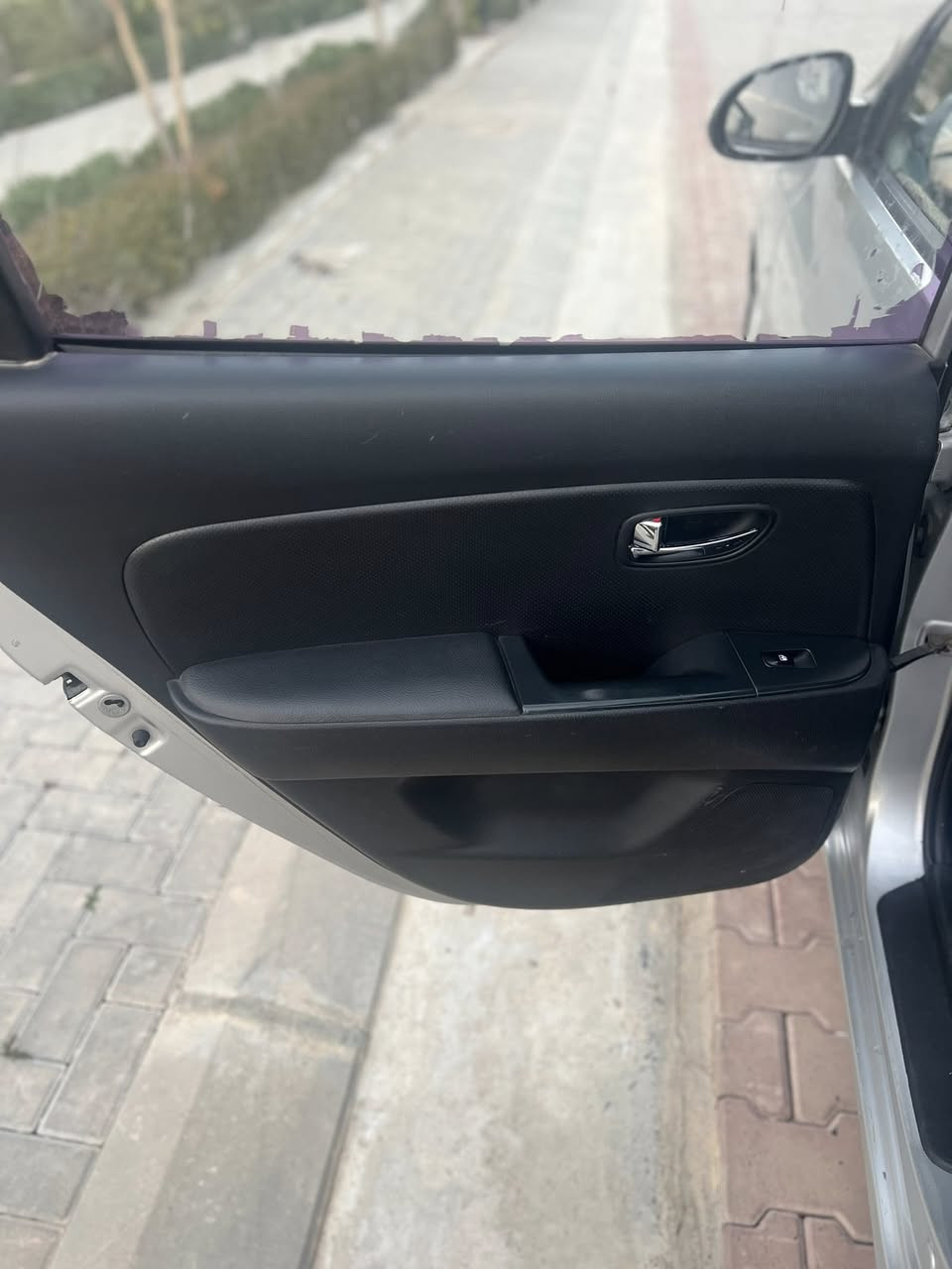 ئەڤانتی بۆ فرۆشتن
2010
تازە داخل 
بڕاوەیە
سستەم ئیکۆیە
سەیارەکە زۆر پاکە
بەسمەیە
کوشن جلدوو هیتەرە
ئاوێنە ئیشارەت
مەکینە بچووکی دەکشن بەرزە 
گێرو و مەکینەی بە شەرت
لایت ڕەشە
لایت لیزەر
سەیارەکە لە کەلارە
ئەگەر موشتەریت تەلەفوون بکە 
موشتەری نیت سەری کەسمان مەیەشێنە لەگەل ڕێزدا
سعری 50 گەڵاو مەعمەلە
0777 885 8481 
♥️
