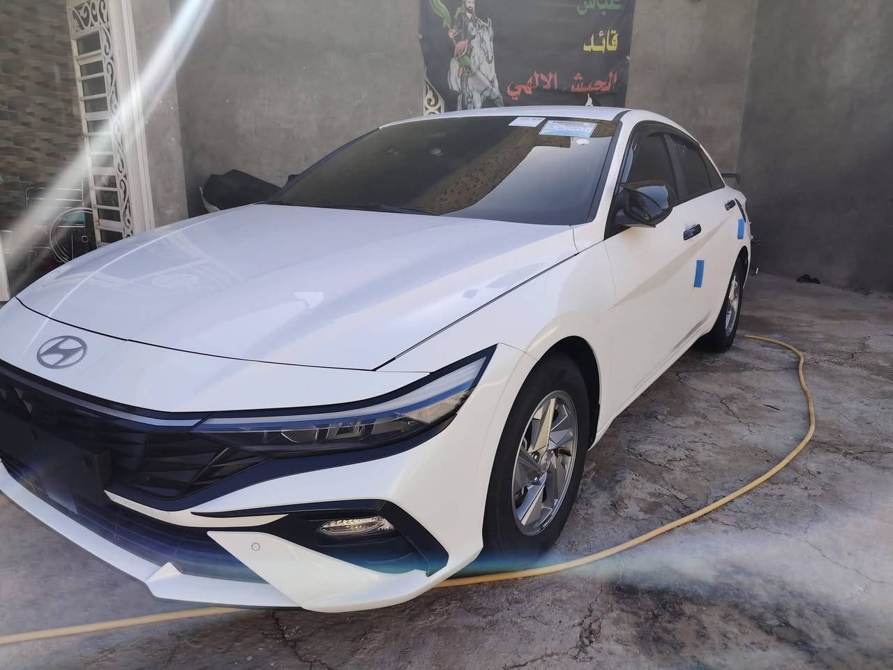 هونداي افانتي موديل 2024سياره كفاله عامه عداد كيلو متر 8000 ماشيه لون ابيض مواصفات عاديه  غاز بلادي وارد كوري علما بدون رقم تترقم جميع المحافظات مكان السياره محافظه واسط 
السعر 155$قفل رقم الهاتف ***********
***********
