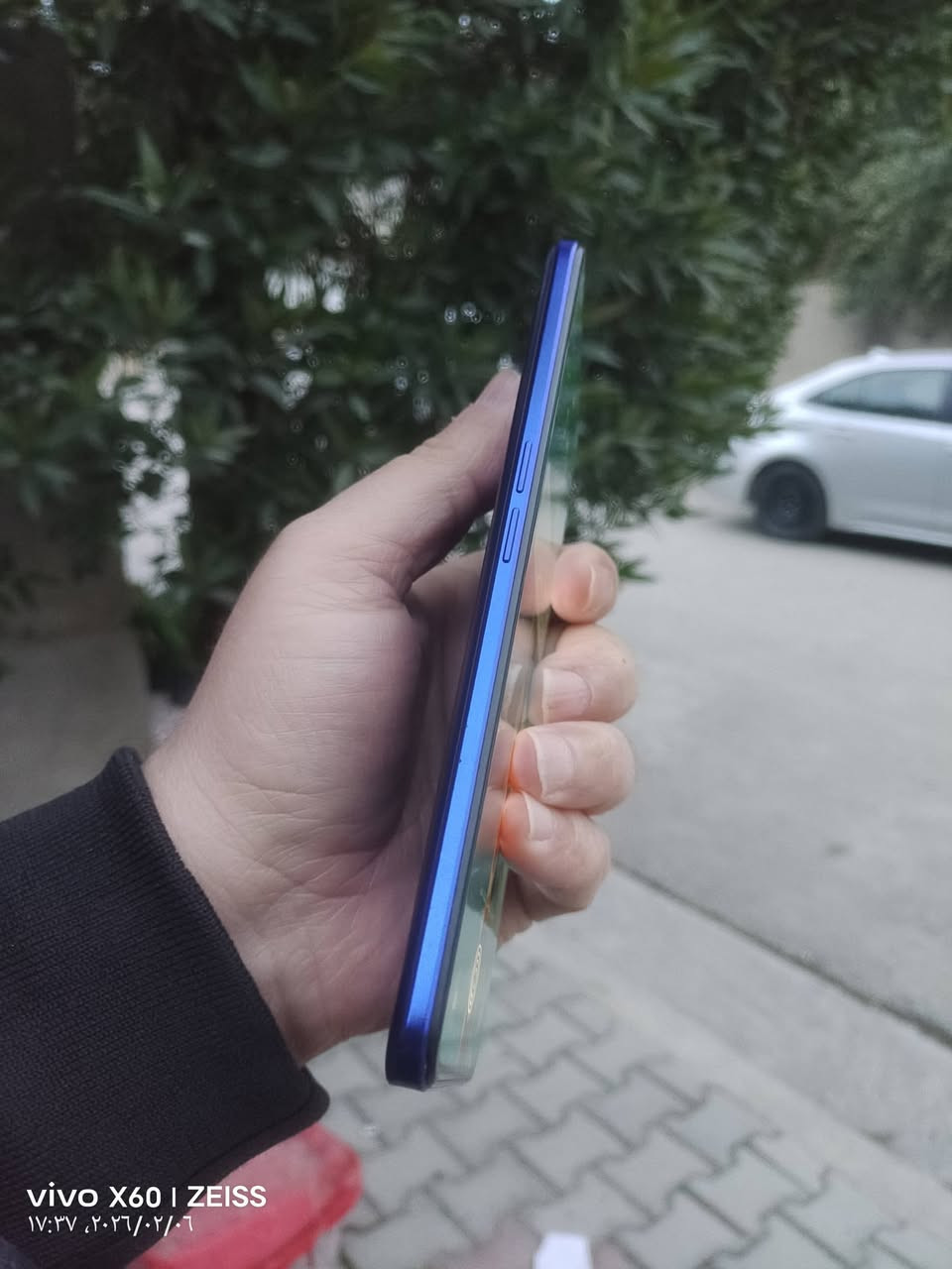 Realme GT NEO 3
ريلمي جي تي نيو 3 
ذاكرة 256 عشوائي 12+12 
شاشه امولد 120 هيرتز 
معالج دايمنستي 8100 
كاميرات من سوني imx 766 50+8+2 مع تصوير الفيديوات 4كي 60 اطار 
اماميه 16 
بطاريه 4500 بقوة شحن 150 واط 
سماعات ستيريو 
فقط جهاز وشاحن وكفر 
ملاحظة الشاحن ميشحن 150 واط لان  السن مثلوم شوي لكن يشحن طبيعي
بيع او مراوس


**إذا كنت صاحب هذا الإعلان وتريد حذفه لأي سبب، رجاءا أرسل رسالة إلى الدعم الفني**