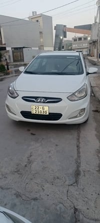 السيارة نوعها: HYONDAI ACCENT 2012 فول مواصفات وحجم محرك 1.6 لتر وضرره...
