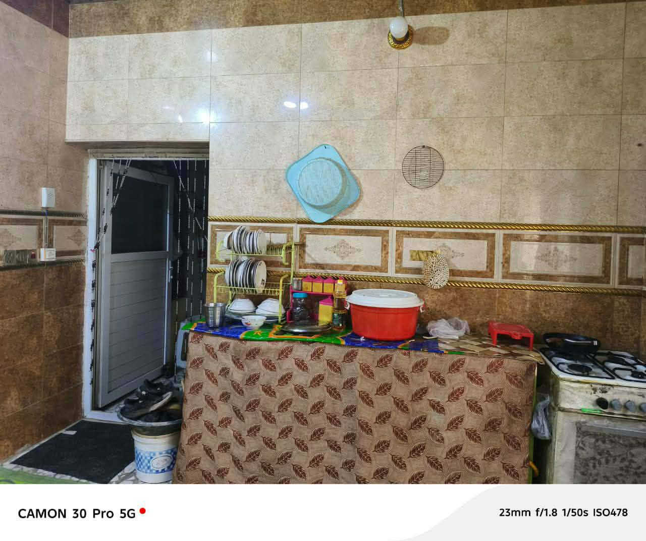 يالله م 200متر للبيع حي نداء قريبه عل موال لاميرات شارع 60العرضي مال جناي
عدد لغرف3
🛀حمام داخلي وخارجي 
سعر 139وبي مجال 
لاستفسار ***********
