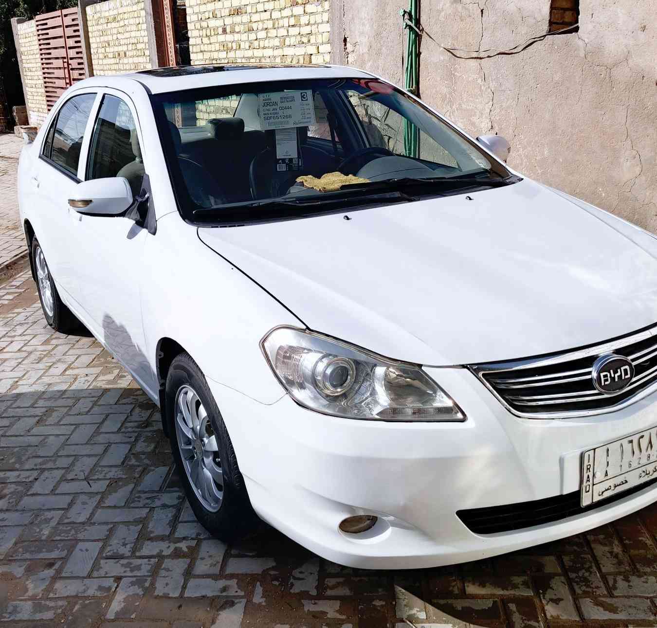 السلام عليكم BUD 2013
رقم الماني كربلاء كفالة عامة ماعدة بارد بسيد جوة قبق البانزين ومثل ماموضح بصور 
الي بجنطة صاحبها يريد مداور 
سيارة جاهزة گير عادي لا محور ولا ملعوب بيها بلاد  تبريد تدفئة كشنات جلد فتحت سقف تخم تاير حدادية منضومة بريك
  سعرها 55 وبيها مجال حق الجية واتصل وبيك خير ودلل ***********
