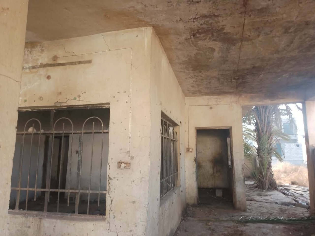 دار للبيع كاطون الرحمه منطقة 7000 قرب مدرسة الاكليل ركن المساحه 240علما الدار قديم يعتبر قطع(‏‪***********‬‏) يوجد وتساب مساحه 240
