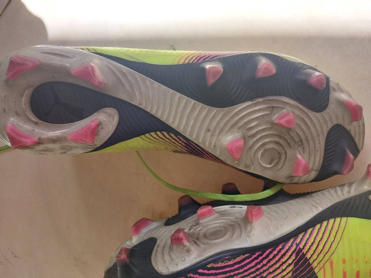 استارز بوما اصلى للبيع مقاس 44 للتواصل 01220822247


**إذا كنت صاحب هذا الإعلان وتريد حذفه لأي سبب، رجاءا أرسل رسالة إلى الدعم الفني**