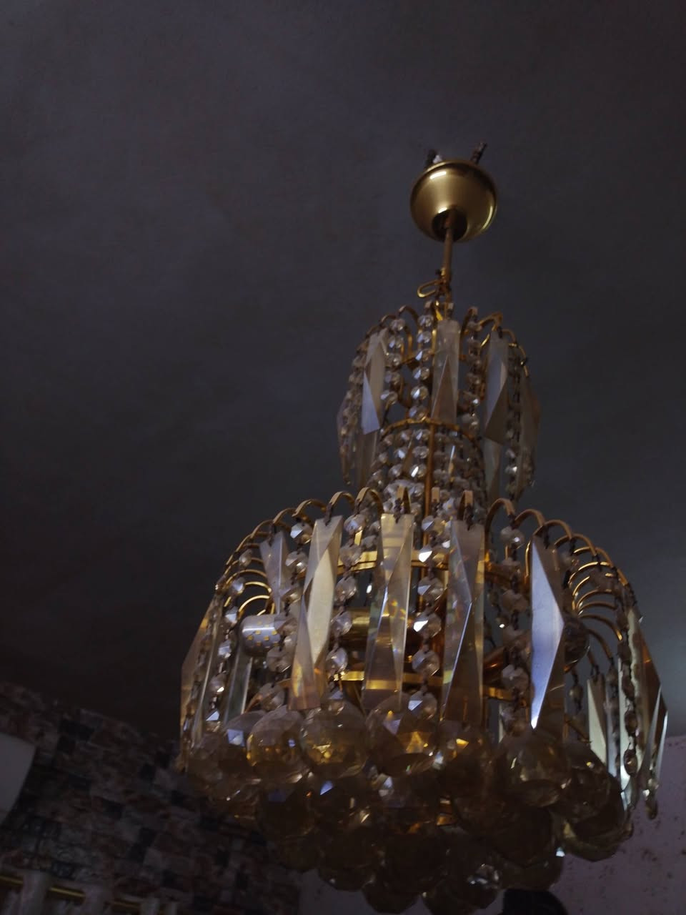 للبيع بانكة صغيرة السعر 10 وبانكة كبيرة 15 وثريا 35 وتكوات مال سيارة النترا وثلاث كلوبات لايت واحد الوحدة ب 1500 وطبلة ب 5 وتريد تشتريهم كلهم ب 45 الاف


**إذا كنت صاحب هذا الإعلان وتريد حذفه لأي سبب، رجاءا أرسل رسالة إلى الدعم الفني**