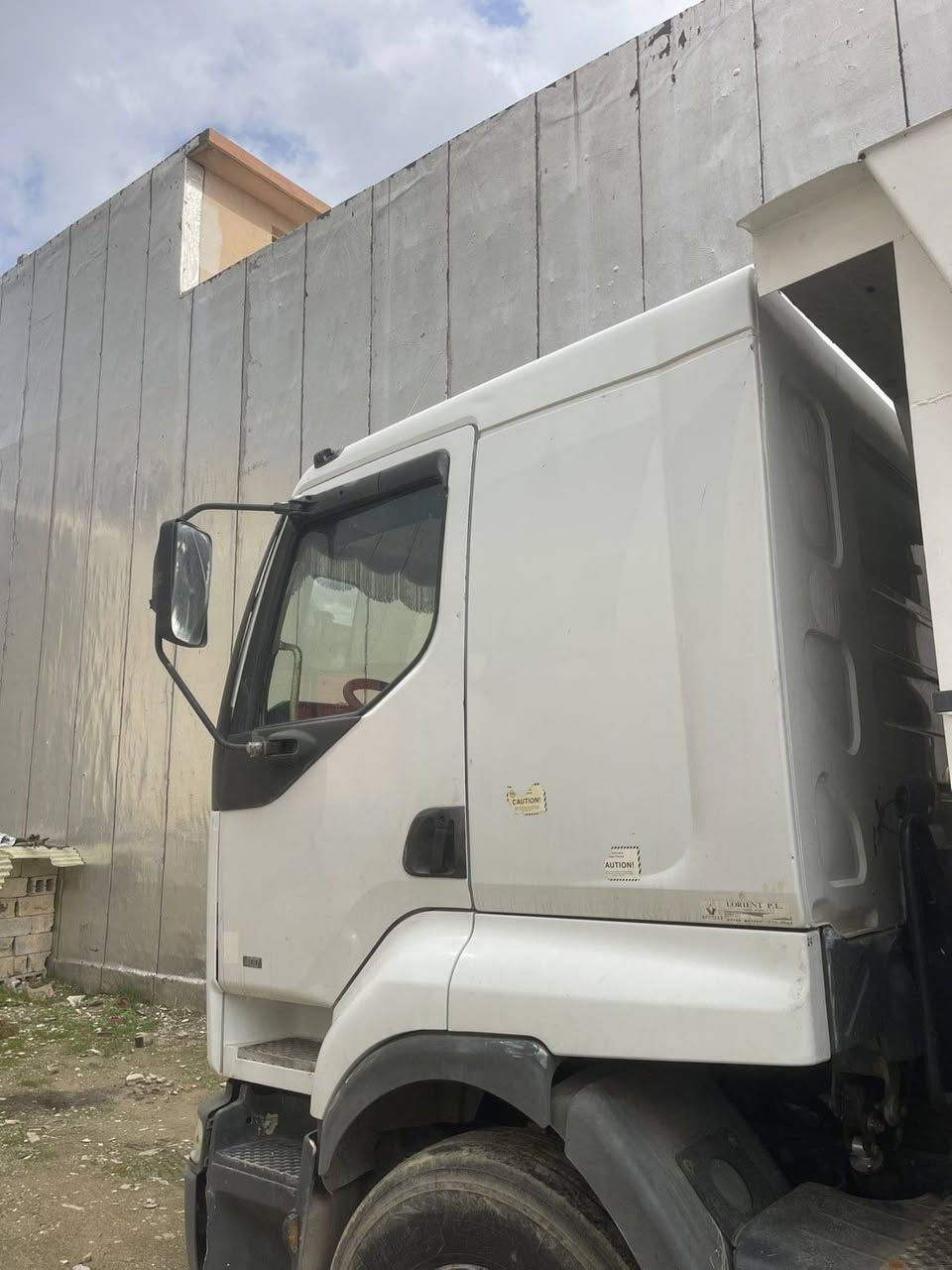 رينواوروپى قلاب  اليبع
ماشيه ٦٨٦ 
موديل٢٠٠٠
سياره جديد كل جديد سياره سفر دعامى بل دعامى مكفول
مجموعه بلاد
حجم٤٠٠پمبو نوزل بلادى
قماره بدون صبخ وبارد
رقم بغداد تحويل وكاله مكفول
كيرو مكينه واكسل و شانس مكفول
سحر كامل٢٢٠ورقه مجال دفترين و عشرين ورقه مجال
بدون بدى٢١٠ورقه دفترين و عشره
رقم تلفون***********
مكان سليمانيه
