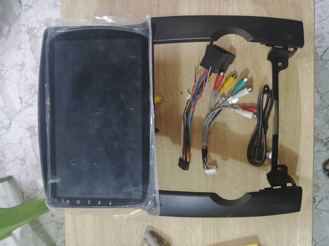 شاشة سورنتو 2012/2013
جديد مامشتغل 256كيكا فوول مواصفات
مع الفيش والاطار والكامره الدواره و جهاز تكثيق الصوت يعني فول
نضام اندرويد و ابل 
السعر 160الف متوفر توصيل لكل المحافظات


**إذا كنت صاحب هذا الإعلان وتريد حذفه لأي سبب، رجاءا أرسل رسالة إلى الدعم الفني**