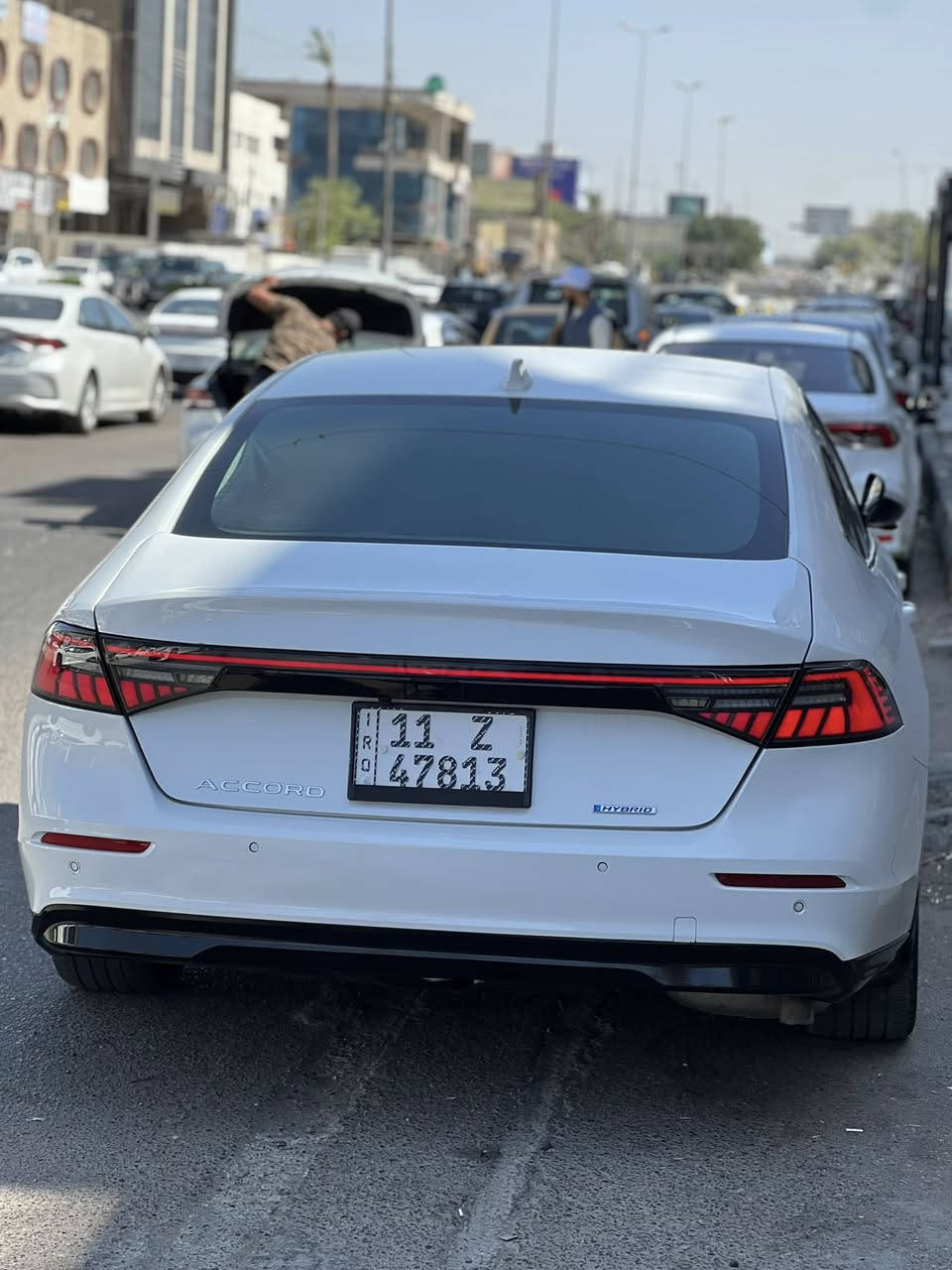 هوندا اكورد ب 195 $
 
اكورد 2023 EXL هايبرد ( بدون ايرباك حادث خلفي )
 
                           ( الياباني الاصلي )
          ( عزل و رزانه و متانه اقوه من الكامري )

 داخل جلد ابيض
فول مواصفات ماشيه ( 36 )
مكينه 2.0L ( دوش ) قتصاديه فول 
رقم بغداد تحويل مباشر للمشتري

المواصفات 🔰
تبريد قطعتين + رادار أمامي + نقطة عمياء + فول حساس أمامي + خلفي + كاميرا خلفية + مقاعد خزن ميمري + تحكم كهرباء + تدفئة + فتحة سقف + شاشه جبيره كار بلاي + وسادة ظهر للسائق + مثبت سرعه + تحديد مسار + قياده ذاتيه + هند بريك بصمة + بصمة دخول وتشغيل + 4 أنظمة قيادة + شفتات بالستيرن 
الضرر خلفي صندوك وجاملغ صبغ بدون دواخل بدون  ايرباك صور الحادث موجوده 

مكاني بغداد حي الجامعه 
سعره 195 $ وبيها مجال بسيط
رقم الهاتف : ***********
