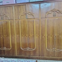 غرفه للبیع السعر 700وبي مجال 07510087988