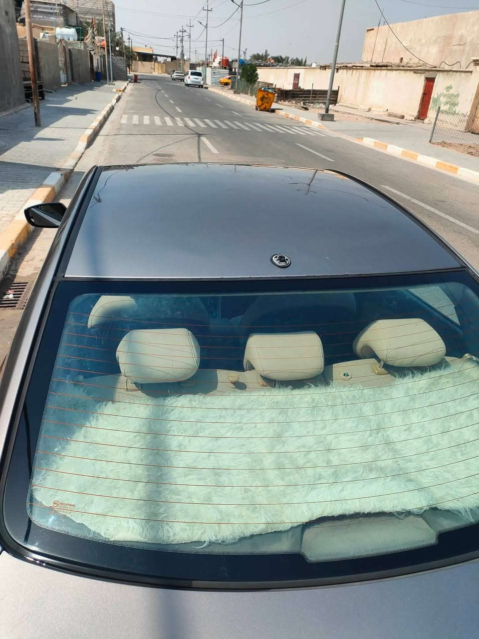 أكسنت موديل 2012
وارد خليجي محرك 1600
رقم انكليزي بأسمي 
82 وبيها مجال
العنوان الفاو
متواجد وتساب ***********
