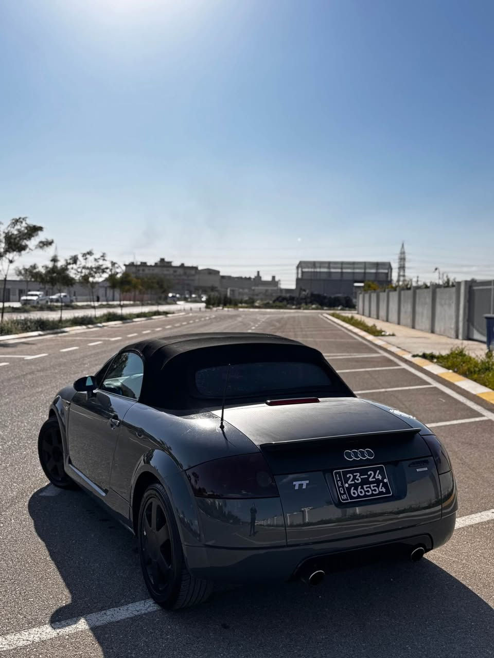 سڵاوی خواتان لێبێ، ئۆدی tt مۆدێلی ٢٠٠٣، سەیارەکە بێ ڕەقەمە و بڕاوەیە، ٨٩،٠٠٠کم ڕۆشتووە، سەیارەکە دەبڵ ئەکسلە و گێر عادییە و مەکینەی تۆربۆیە،
بۆ تەفاصیلی سەیارەکە و سعرەکەی: ***********
کەلار كالار, السليمانية
