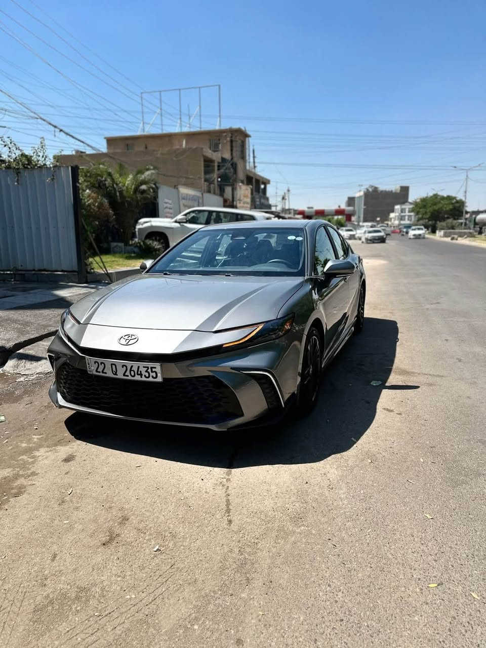 السلام عليكم سياره كامري موديل 2025 فئة se وارد امريكي حادثه مبدل فقط البنيد السياره رقم اربيل بااسمي تحويل ثاني يوم السعر المطلوب 22000$ وبيه مجال مكان السياره بغداد للاتصال *********** اللون نفطي سياره جديده كامله مكمله متحتاج تصرف عليه من كل النواحي صور الحادث بالمنشور
