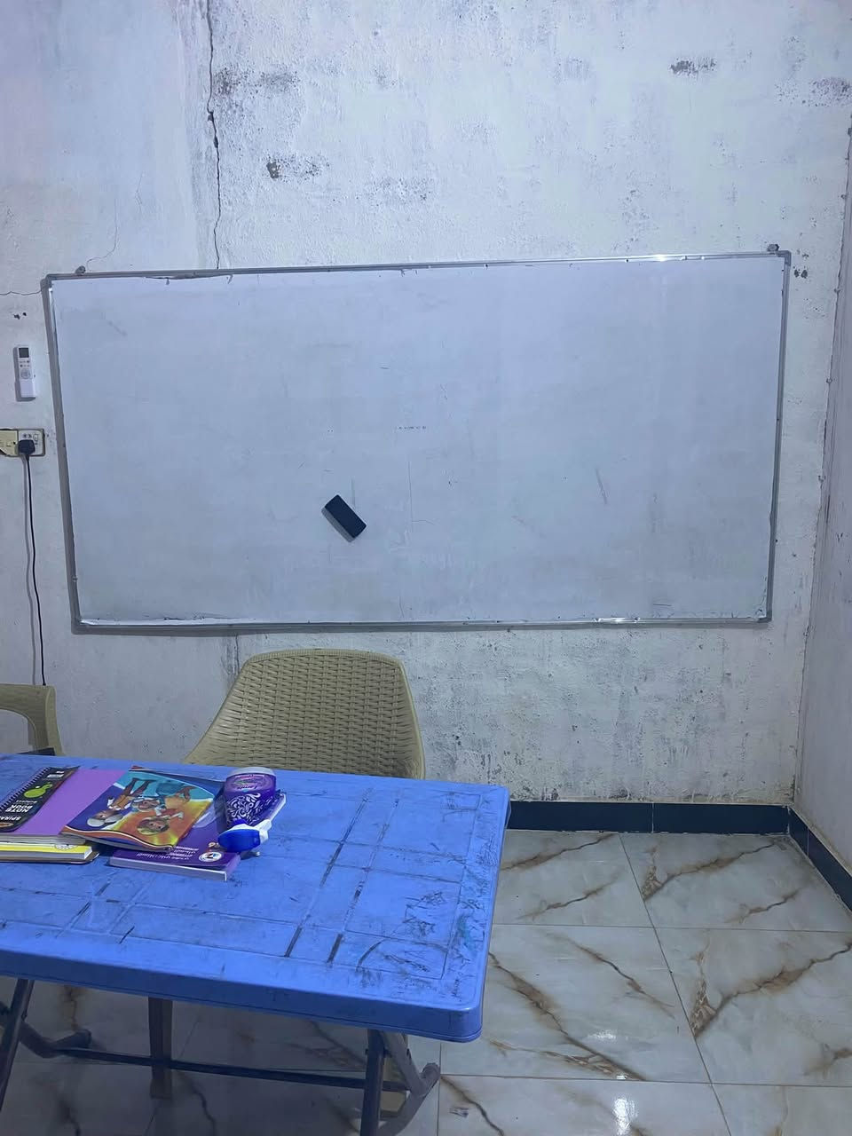 للبيع ‭***********‬
كل شي وسعره اتصلوا ع الرقم
