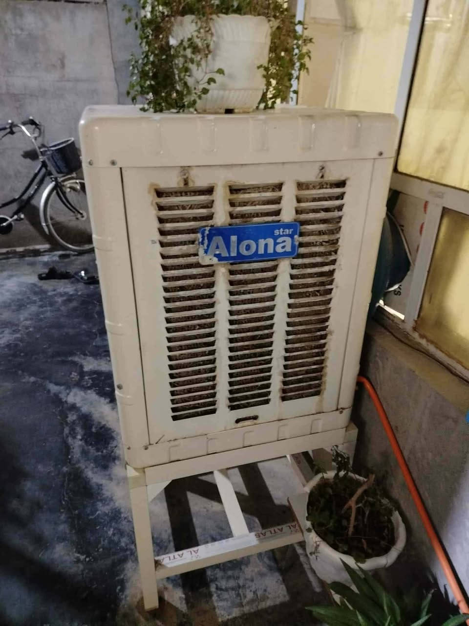 بوفرروشتن بی عەیبە یەک سال بەکارهینراوە نرخی 85هەزاروتوزی معامەلە


**إذا كنت صاحب هذا الإعلان وتريد حذفه لأي سبب، رجاءا أرسل رسالة إلى الدعم الفني**