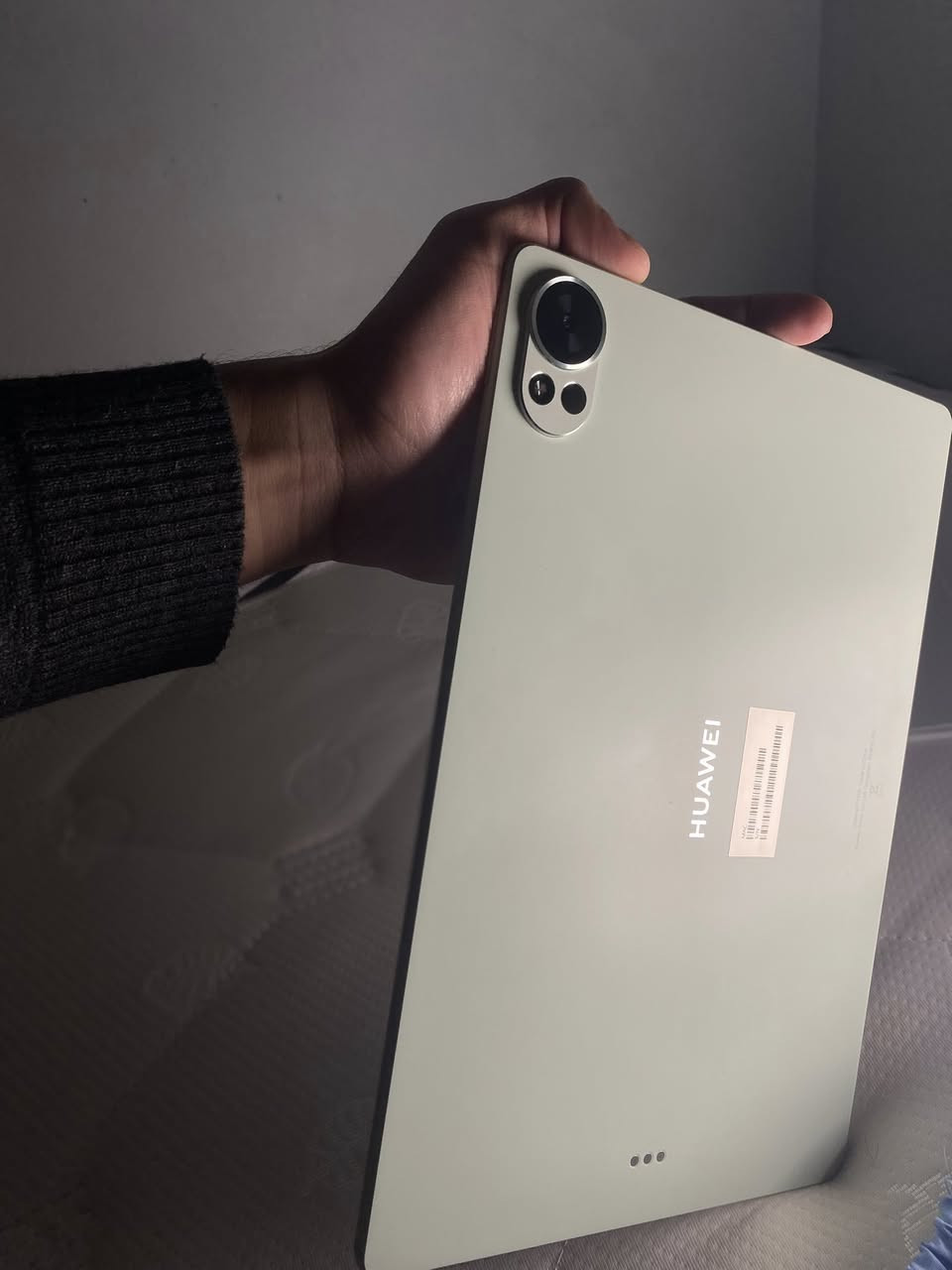 HUAWEI :mat pad 12 x
هواوي ميت باد 12 x 
ذاكره : 256 / عشوائيه 12 
بطاريه نسبتها : 100‎%‎
نضافه جهاز :10000‎%‎100
جهاز صرله شهر عندي من شتريته 
ببجي اعلا اعدادات يشغل 
جهاز بي شغلات خياليه ما ودي ابيع بس للضروف احكام وبل عافيه عل ياخذه من نفس طيبه 
جديد مالته صاير ب 750 
 فلوسك من صارفهن عل ايباد ولله كل فلس بي يسوه 
يفيد بل دراسه وستنساخ وكلشي بي شاشته ورقيه 
اداء وجوده صنع ممتازه 

سعري عارضه ب :675 💵
ولله يرزق الجميع 
خلي تعليقك ايجابي لا يكون سلبي فدوا 
وشكرا ❤️
{عنواني كربلاء } رقم :***********
