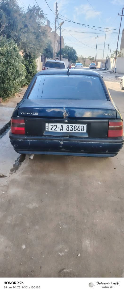 للبيع اوبل فكترا موديل 92 حجم 18 سنويه جديد ل30 سياره بلاديه بأسمي محرك كير شرط صدر جديد السعر 43 بيها مجال قليل
***********
