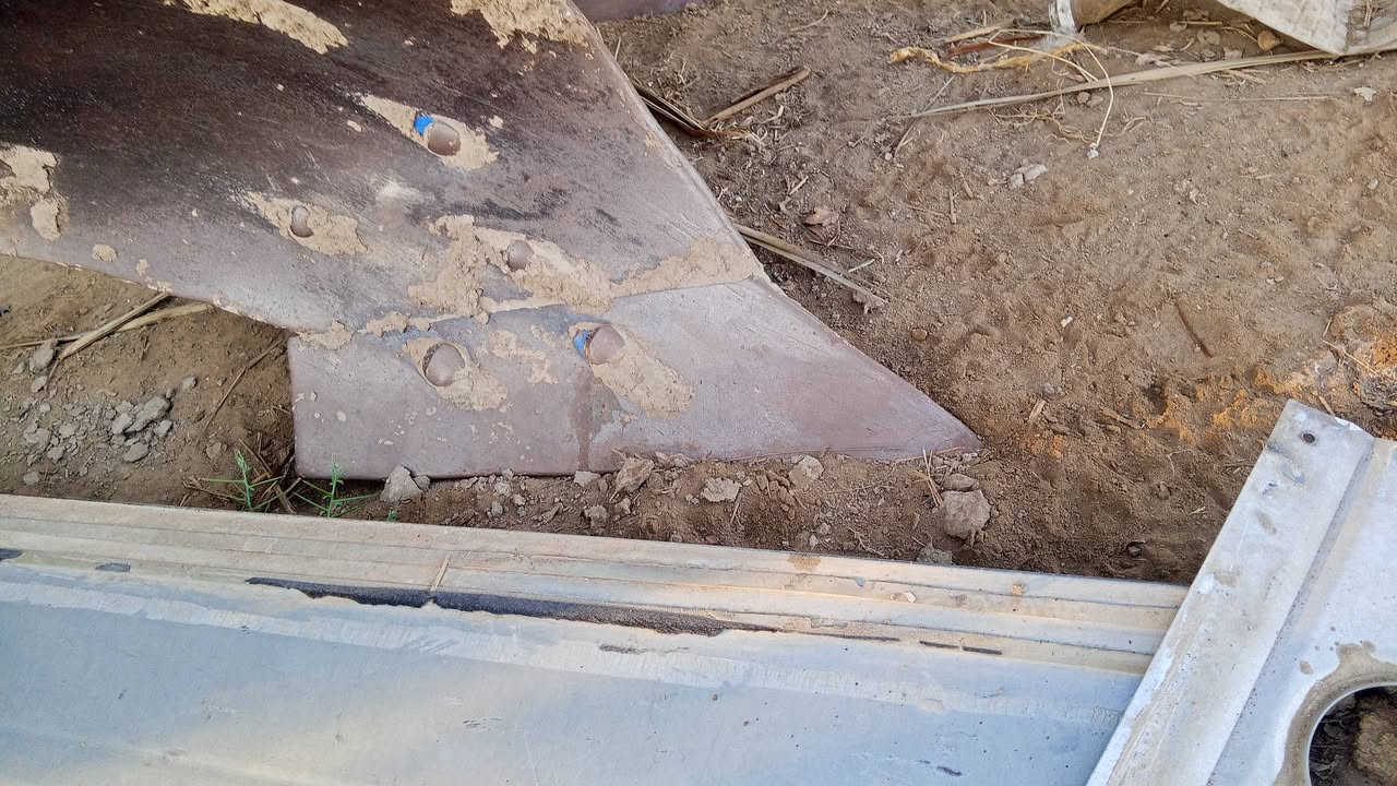 يا الله سلام عليكم فدان لبيع نضيف حيل من هاذا العادي سعره 500الف بل يوسفيه التواصل ***********
