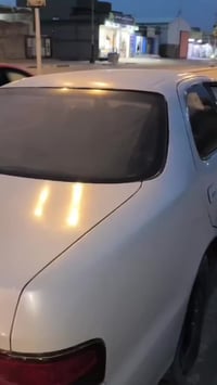 كرستة نفخ لون لؤلؤي للبيع مكفولة كص ونقل كير ومحرك ونجي سنوية لسنه 202...