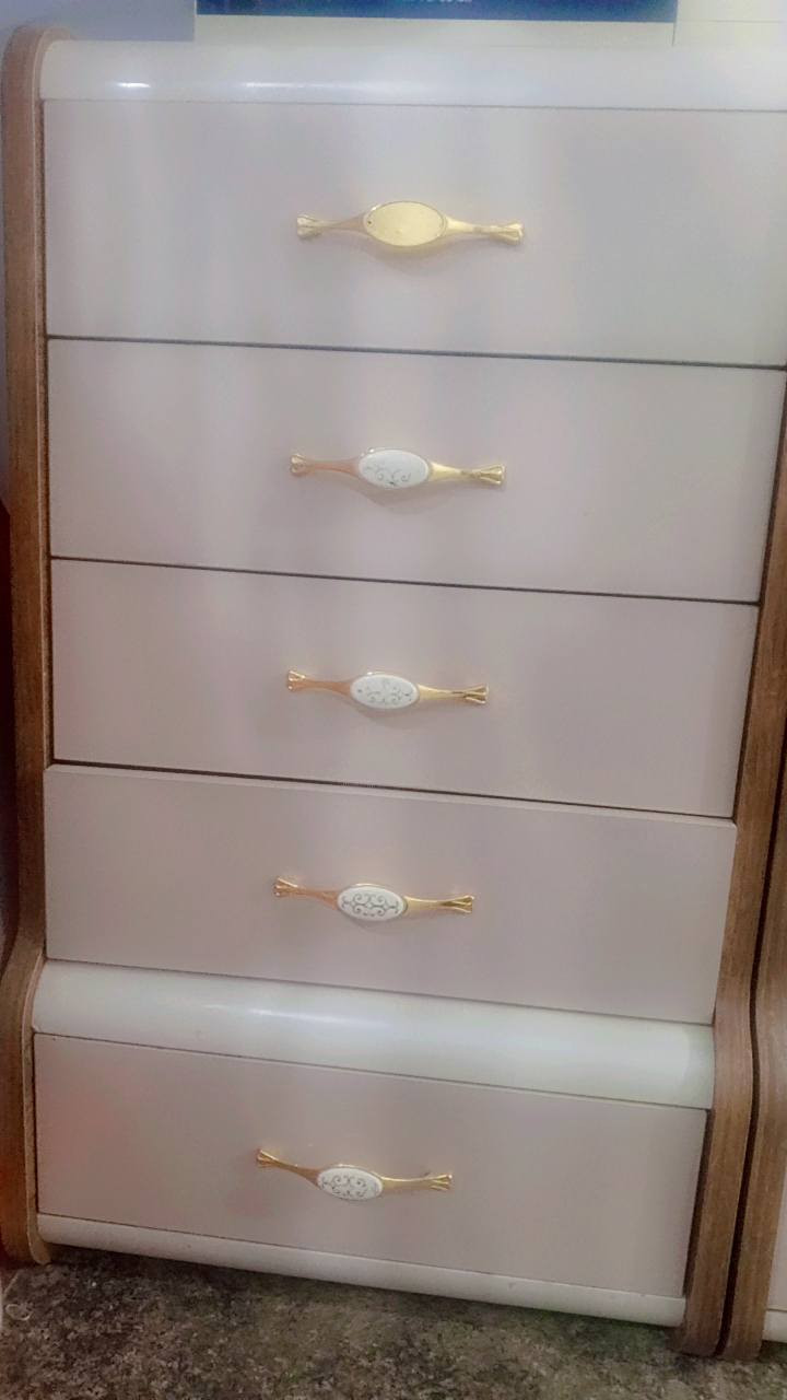 غرفه تركيه ضخمه ١١ قطعه


**إذا كنت صاحب هذا الإعلان وتريد حذفه لأي سبب، رجاءا أرسل رسالة إلى الدعم الفني**