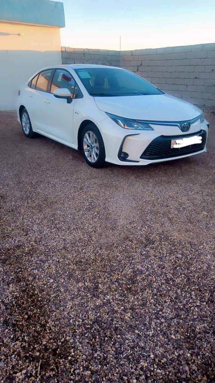 السلام عليكم اخوان للبيع تيوتا كورلا 2025 زيرو ماشيه17.000 كيلو فقط يعني زيرو مرقم بغداد  السياره كفاله عامه زيروو
مواصفات ❤️‍🔥
فتحه سقف 
بصمه دخول ذكي 
بصمات عدد ثنين 
كأمره خلفيه دواره 
رادارات 
سايد بريك بصمه 
اوتو هولد 
ابل كار بلي 
كشنات جلد اسود 
16 ايرباك 
سياره هايبرد HEv 
زيرو زيرو 
السعر 155$ وبيه مجال مجال جدا بسيط
الرقم ***********
