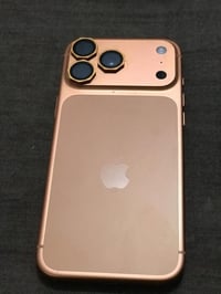 آيفون ١٧ • شرق الاوسط • سيم حقيقي