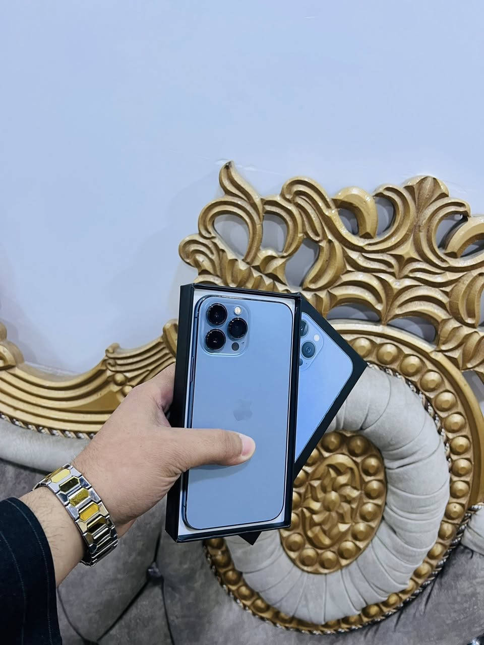 ايفون 13 برو ماكس
ذاكره128
بطاريه92
((دبل سيم ))
نموذج M امريكي
نضافه 98%
الجهاز ما مفتوح 
السعر650لف

***********

***********
