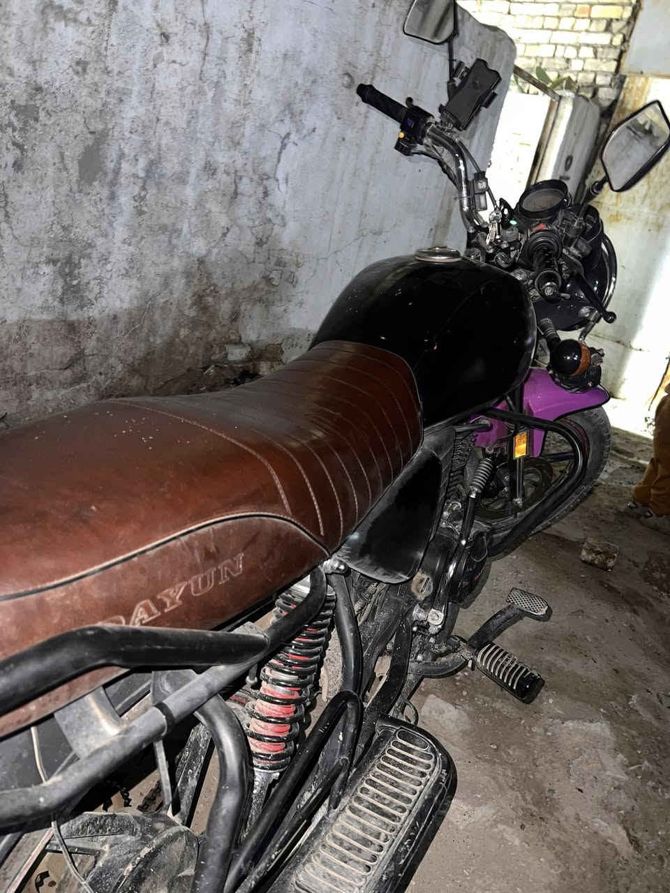 سلام عليكم مره خصت الادمن دراجه داي وان رقم ورقي رقمهه جاز ب المرور م2023 نظافة شاهد الله فول المحرك جداً جديد بشرط شلعه شغلي بيهه اروح بيهه للدوام ورجع
العنون بغداد للاستفسار *********** تحية طريقة
