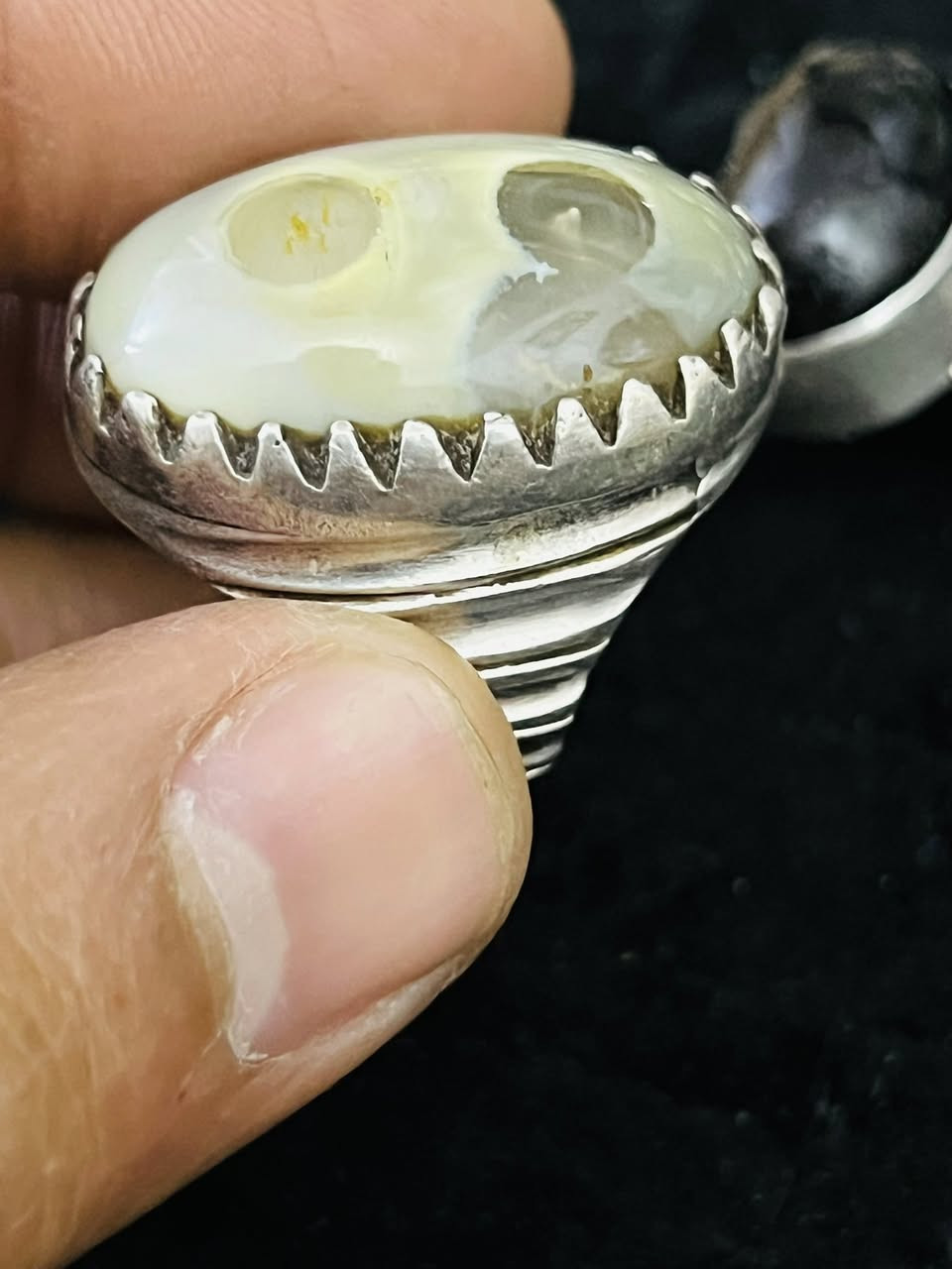 عينتين قديم 150الف ***********
